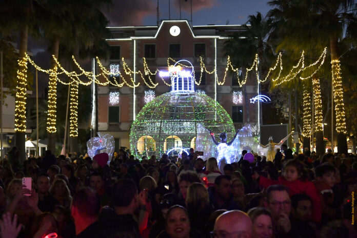 Encendido de las luces de Navidad de este año (Ayuntamiento de Castelldefels)