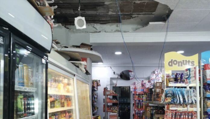 Techo desprendido (Foto: Policía Local)