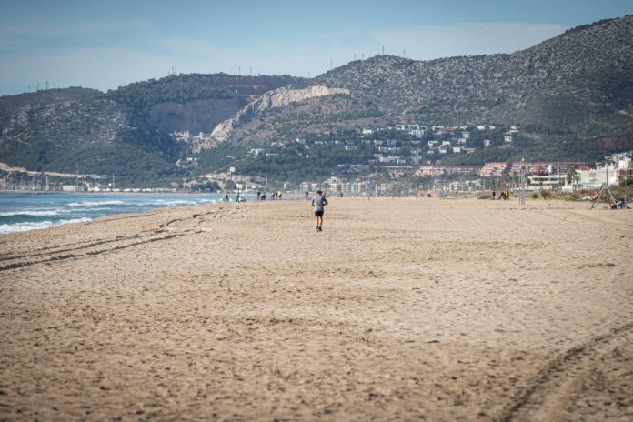 Playa de Castelldefels. Foto: Ayto. de Castelldefels.